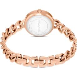 Cocktail round watch