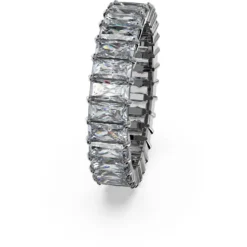 Matrix ring