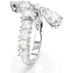 Matrix ring