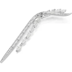 Mesmera brooch