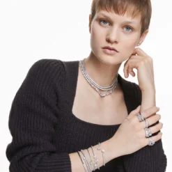 Mesmera cuff
