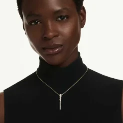 Mesmera Y necklace