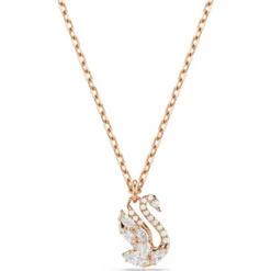 Swan pendant