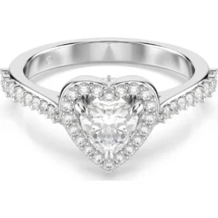 Una Angelic motif ring