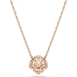 Una necklace