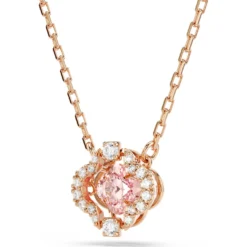 Una necklace